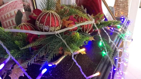 Christmas decoration is on the table 4k Stockbeeldmateriaal 103131279