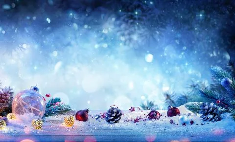 Christmas decorations on rustic wood background Illustrazione stock