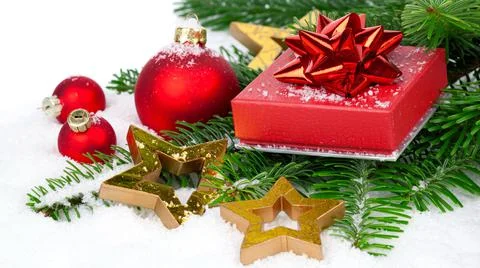 Christmas decorations on rustic wood background Illustrazione stock