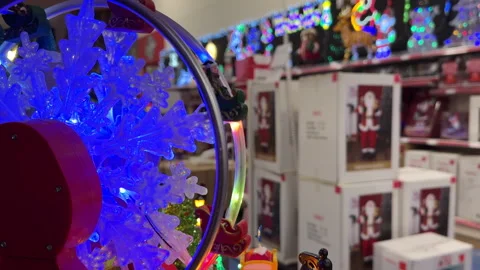 Christmas decorations snowflake wheel rotating Vídeo Stock 254335065