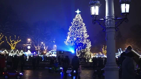 Christmas decorations. Strings of lights umbrella Stock Footage 126264599