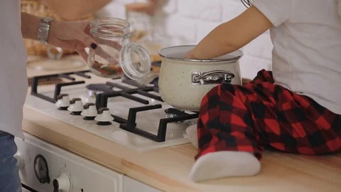 Christmas dinner cooking. Stock Footage 98394657