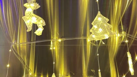 Christmas hanging decoration with interactive lights Видео 342687300