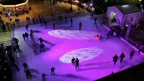 Christmas Ice Skating Rink Stockbeeldmateriaal 80658633