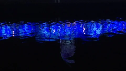 Christmas Light Show Reflected in the River Liffey Stockbeeldmateriaal 122756715