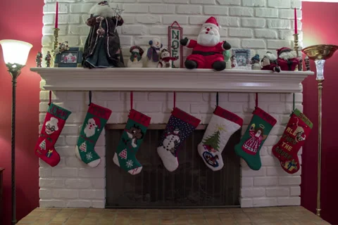 Christmas Mantel (loopable) Stock Footage 32741790