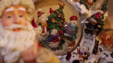 Christmas Santa Snow Globe Stock-Footage 45175980