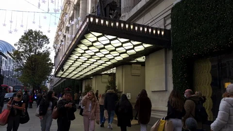 Christmas at Selfridges. Stock Footage 166327220