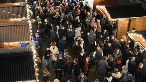 Christmas shopping  Video stock 99407063