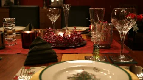 Christmas table MS RL pan mid focus RT v1 스톡 동영상 18130336
