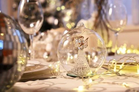 Christmas table setting Stockfoto's