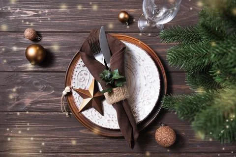 Christmas table setting. Winter table set for Christmas or New Year dinner. 스톡 사진