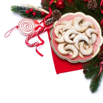 Christmas top view frame composition with copy space - branches, candy cookies Foto stock