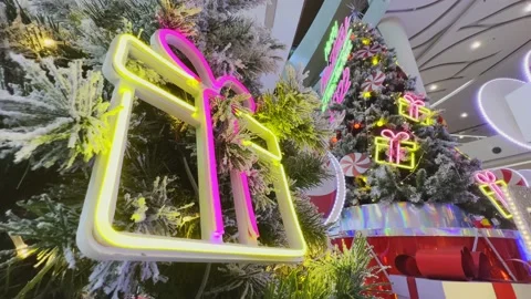 Christmas Tree and gift 스톡 동영상 165704141