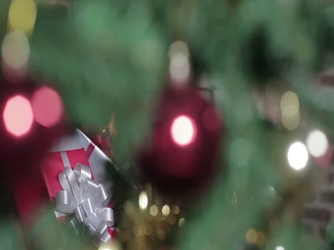 Christmas tree and presents 스톡 동영상 77803141