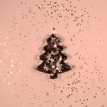Christmas tree baking pan. Demonstrating color of 2025 year Stock-Fotos