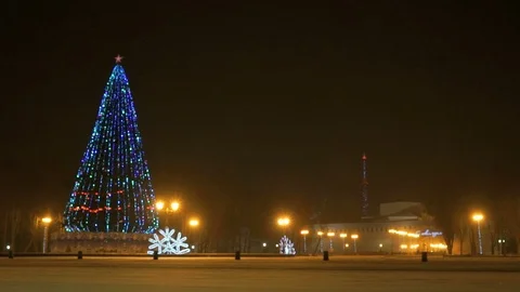 Christmas tree blinking at night Stock-Footage 80793083