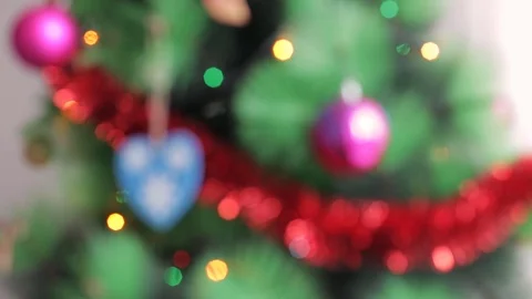 Christmas tree blurred background Video stock 70565752