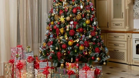 Christmas tree camera slides from bottom to up Stock Footage 165240510