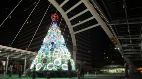 Christmas tree in city Video stock 59742654