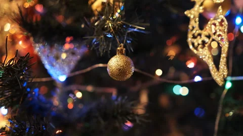 Christmas Tree Decorates Loop. Video stock 224637899
