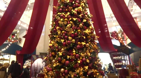 Christmas tree  decoration Vídeos de archivo 32867280