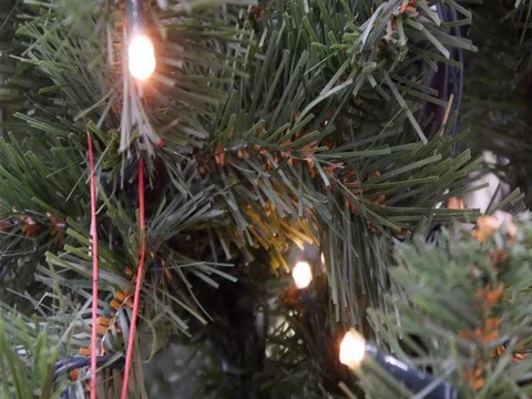 Christmas tree with decorations Vídeos de archivo 82015464