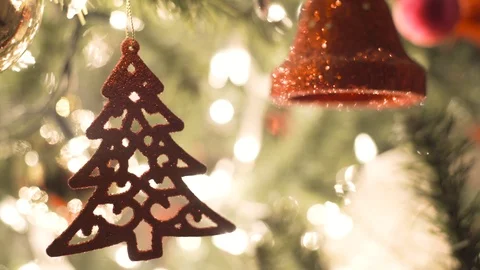 Christmas tree decorations Video stock 99523839