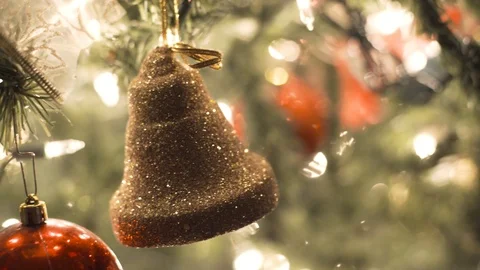 Christmas tree decorations Video stock 99523840