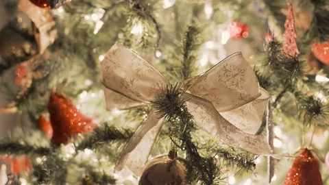 Christmas tree decorations Video stock 99524011