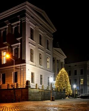  Christmas tree in front of the State Chancellery in Schwerin at night. Meckl Stock Photos