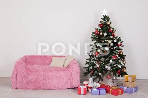 Christmas Tree House Interior new year holiday gifts winter decor Stock Photos