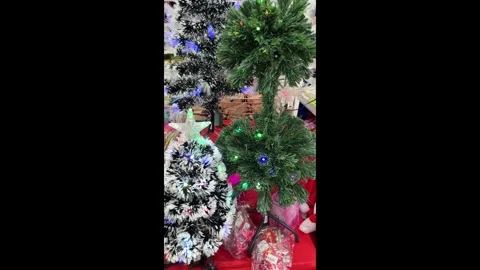 Christmas tree with lights Video stock 292814953