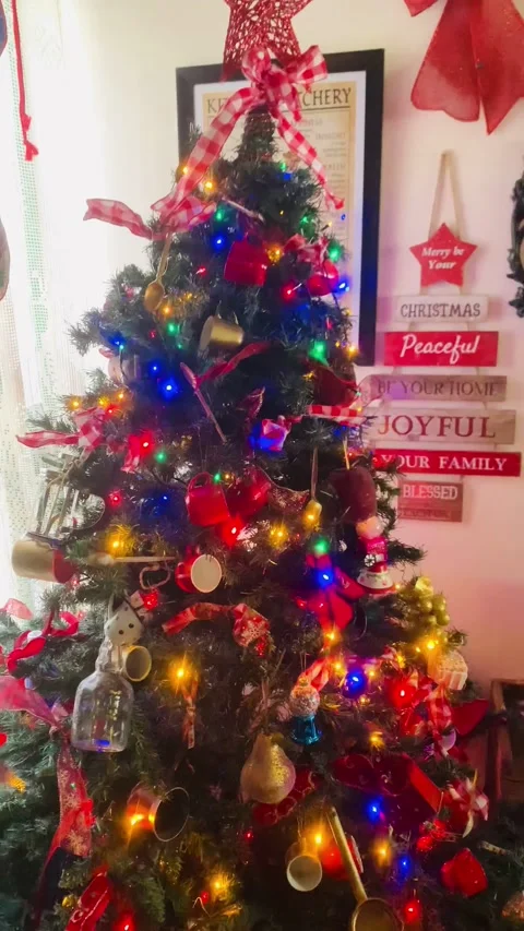 Christmas tree lights vertical video background. Stock Footage 165968125