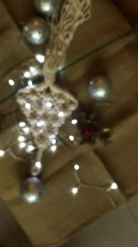 Christmas tree macrame hang wall! Vídeos de archivo 144046944