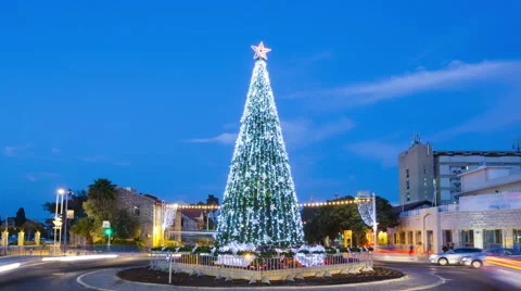 Christmas tree with neon lights Vidéo 47372190