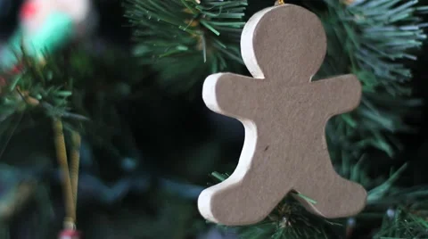 Christmas tree ornament - Ginger bread man rack focus on light Stock Footage 59129911