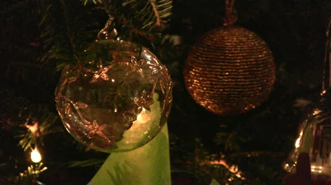 Christmas tree ornaments 库存影片 1002636