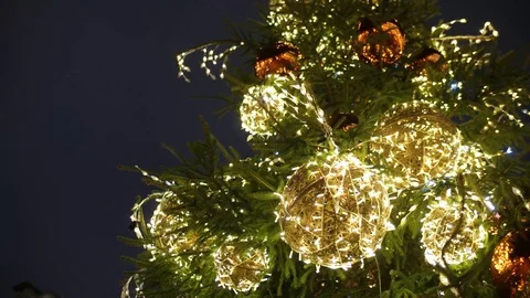 Christmas tree in Pall Mall 스톡 동영상 82788666