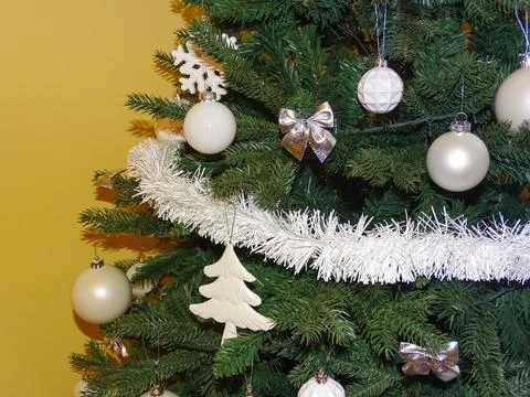 Christmas tree with white decorations Fotos de archivo