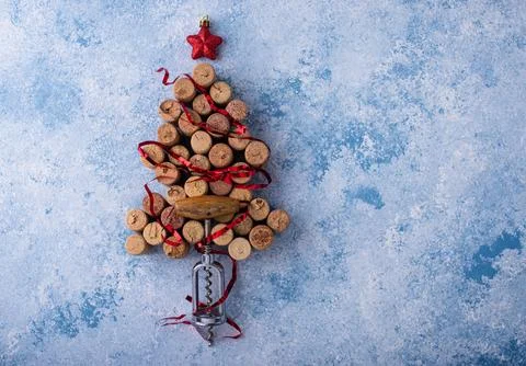 Christmas tree from wine corks Foto stock