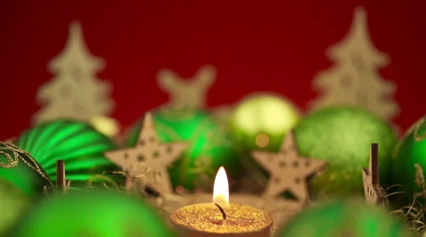 Christmas wreath with burning candle Stock-Footage 30583268