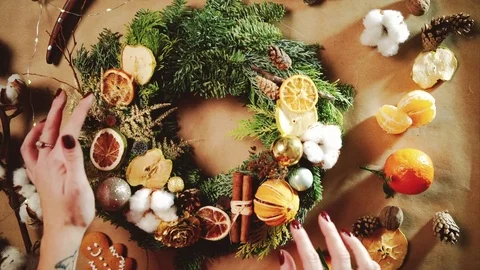 Christmas wreath Stock Footage 83293280