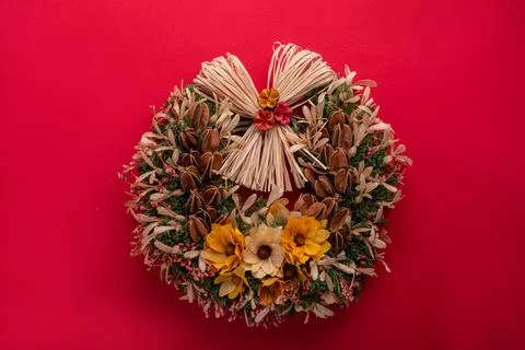 Christmas wreath with natural elements Stock Photos