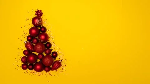 Christmass flatlay Christmas tree lined with Christmas tree decorations Stock Photos