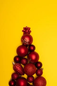 Christmass flatlay Christmas tree lined with Christmas tree decorations Stock Photos