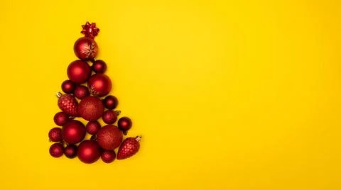 Christmass flatlay Christmas tree lined with Christmas tree decorations Stock Photos
