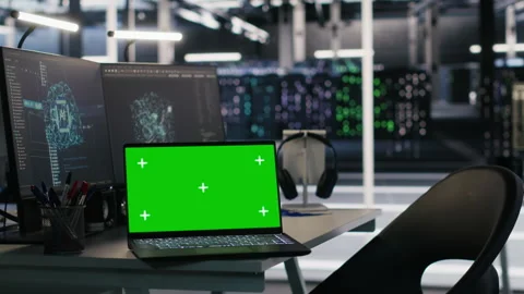 Chroma key notebook and PCs in high tech data center workspace 库存影片 309626389