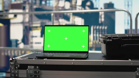Chroma key tablet on offshore platform with predictive software Stock Footage 319970274