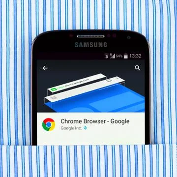 Chrome browser on the Samsung galaxy display 스톡 사진